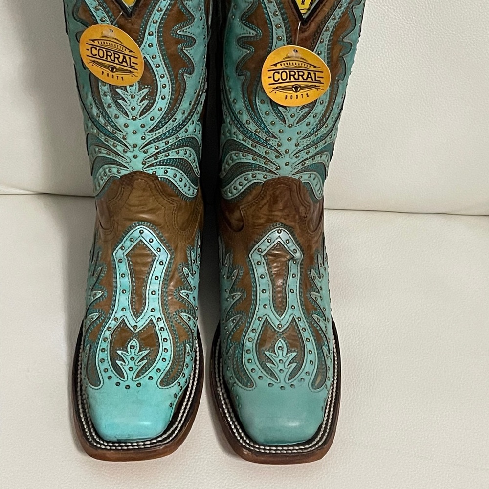 Corral A4441- Square Toe (unreleased)